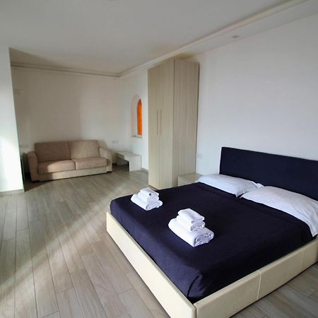 Klaton Beach Hotel Formia Buitenkant foto