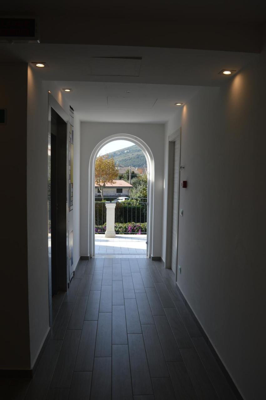 Klaton Beach Hotel Formia Buitenkant foto
